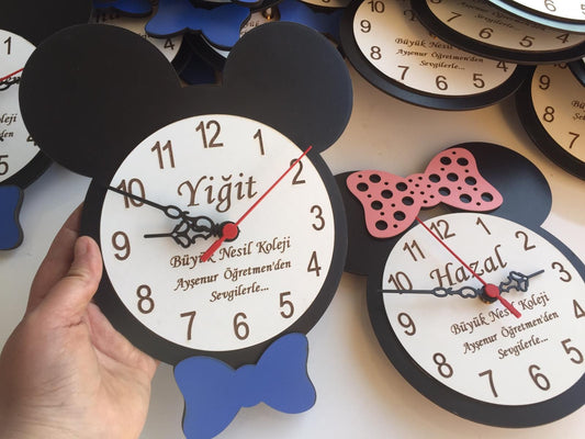 Minnie ve Mickey Mouse saatler