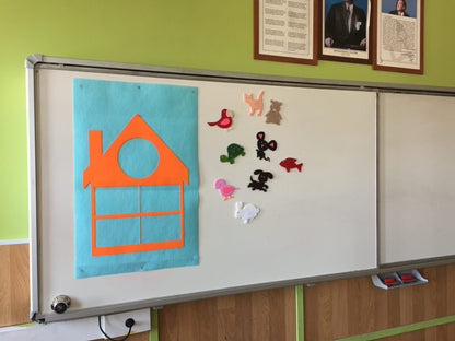 EV TEMALI ZEMİN VE EVCİL HAYVANLAR