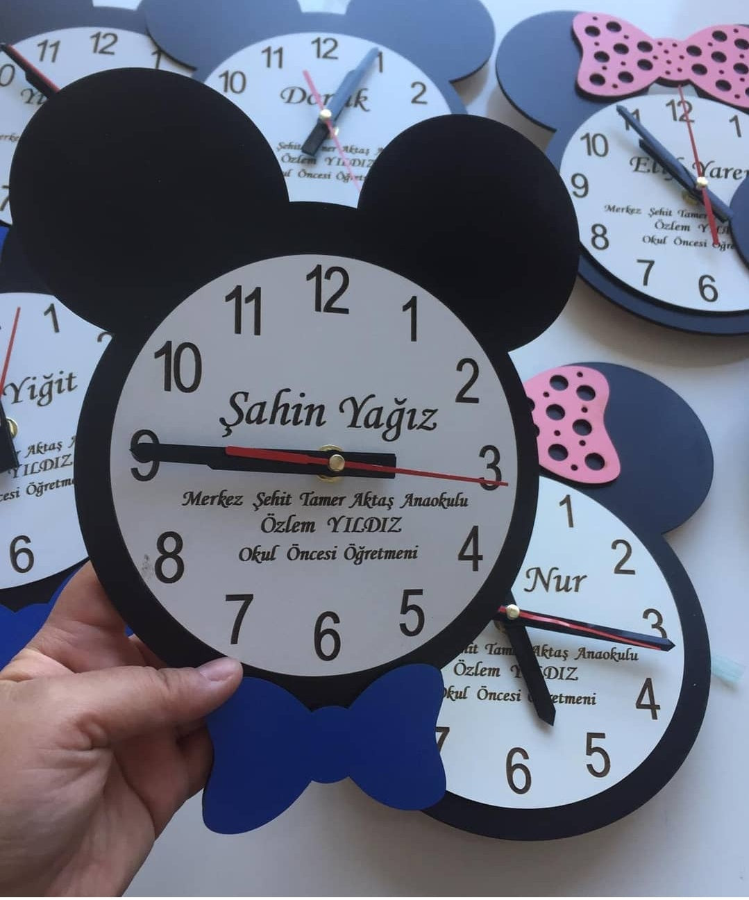Minnie ve Mickey Mouse saatler